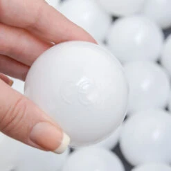 LittleTom 50 Plastic Balls 5.5cm In Diameter To Fill Children's Ball Pits White -Children Furniture Store 86549422 5